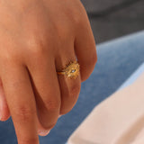 Elaris Gold Ring